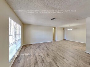 8721 Schrader Blvd in Port Richey, FL - Foto de edificio - Building Photo