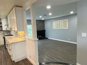 1144 Carson St in Costa Mesa, CA - Building Photo - Building Photo