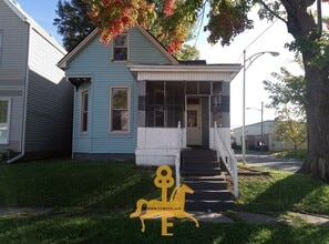 401 E Michigan St in Evansville, IN - Building Photo - Building Photo