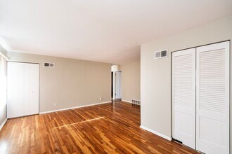 2267 Heritage Dr in St. Louis, MO - Building Photo - Building Photo