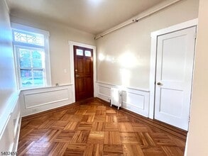 185 Broad St in Bloomfield, NJ - Building Photo - Building Photo