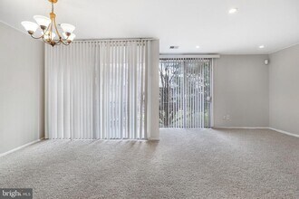 10239 Prince Pl in Largo, MD - Building Photo - Building Photo