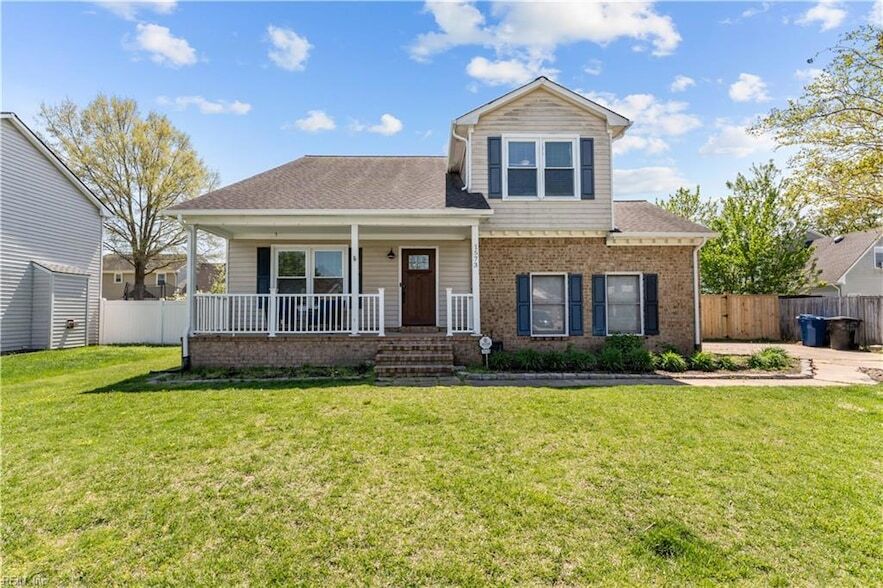 1573 Devon Way in Virginia Beach, VA - Building Photo