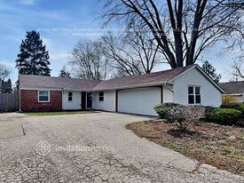 81 Seabury Rd in Bolingbrook, IL - Building Photo