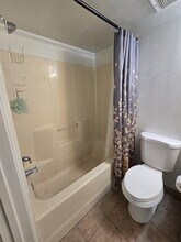 3650 N 56th Ave, Unit 520 in Hollywood, FL - Foto de edificio - Building Photo