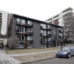 620 15th Ave SW in Calgary, AB - Building Photo