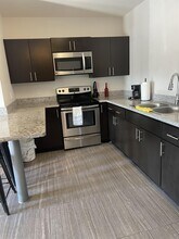 502 Shiloh Dr in Laredo, TX - Foto de edificio - Building Photo