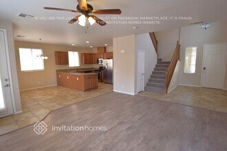 8344 S Pioneer Way in Las Vegas, NV - Building Photo - Building Photo