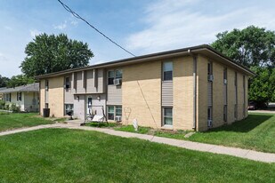 Embassy Apartments in Des Moines, IA - Building Photo
