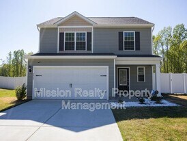 2827 Meadowview Blvd in Hopewell, VA - Building Photo