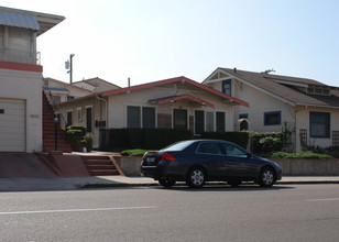 4071 Front St in San Diego, CA - Building Photo - Building Photo