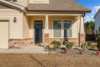 130 Hay Fld Dr in Lillington, NC - Building Photo - Building Photo