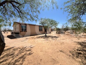 8393 S Marstellar Rd in Tucson, AZ - Building Photo - Building Photo