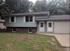 290 Garfield St in Holland, MI - Building Photo