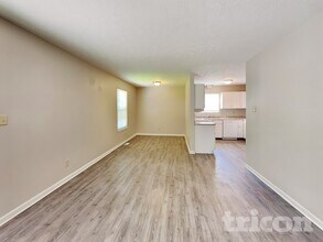 5841 Beaufort Ln in Indianapolis, IN - Building Photo - Building Photo