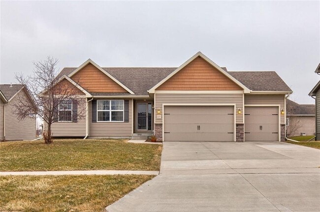 property at 407 NE 46th St