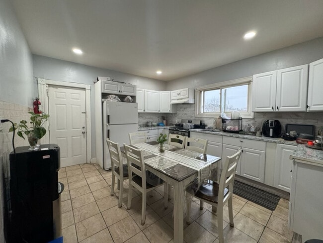 82-84-84 Jasper St in Paterson, NJ - Building Photo - Building Photo