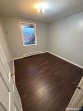 52 Crown St in Naugatuck, CT - Building Photo - Building Photo