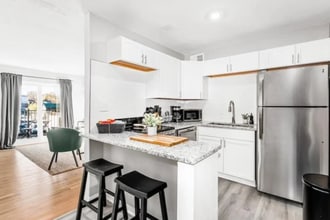 516 Splitlog Ave in Kansas City, KS - Building Photo - Building Photo