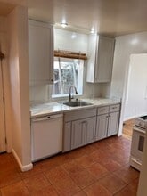 3201 Boston Ave in Oakland, CA - Building Photo - Building Photo
