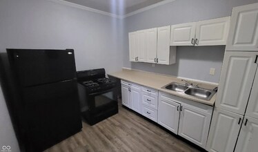 520 Ruddle Ave in Anderson, IN - Building Photo - Building Photo