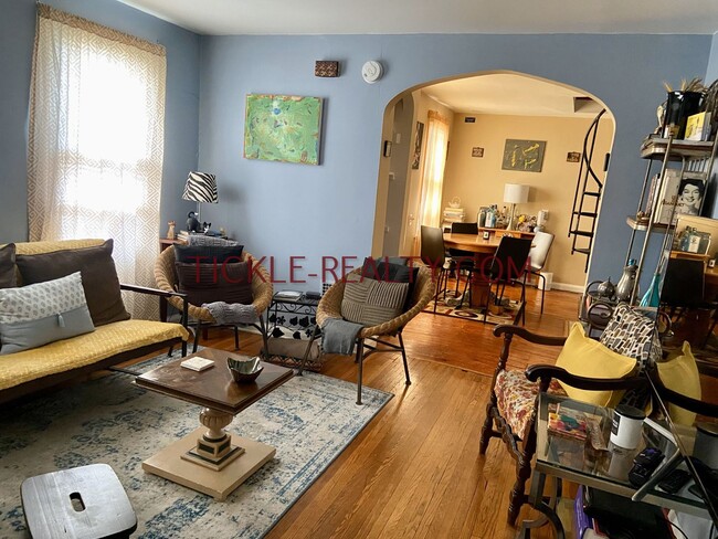 property at 195 Meigs St