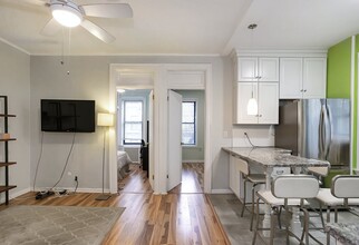 3159 33rd St in Astoria, NY - Building Photo - Interior Photo