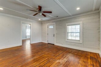 1110 Chestnut St in Bonham, TX - Building Photo - Building Photo