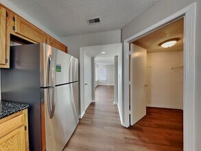 4322 Village Bend Dr in Indianapolis, IN - Building Photo - Building Photo