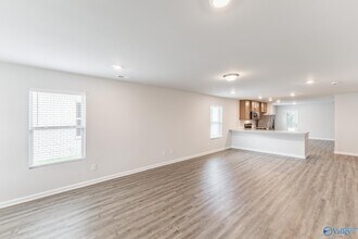 14764 Ravenel Dr in Harvest, AL - Building Photo - Building Photo