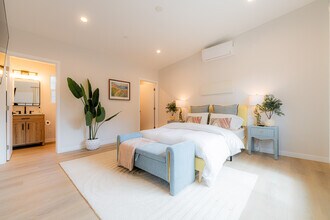 9338 Langdon Ave in North Hills, CA - Building Photo - Building Photo