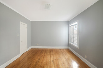 7658 S May St in Chicago, IL - Building Photo - Building Photo