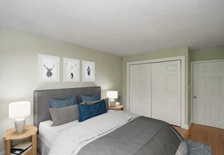 1443 N Dearborn St, Unit B1 in Chicago, IL - Building Photo - Building Photo