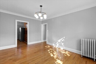 1735 W Thorndale Ave in Chicago, IL - Building Photo - Building Photo