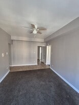 5038 W Washington Blvd, Unit 311 in Chicago, IL - Building Photo
