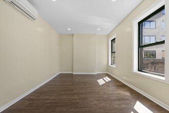 170 Washington Ave, Unit Apt 1 in Albany, NY - Building Photo - Building Photo