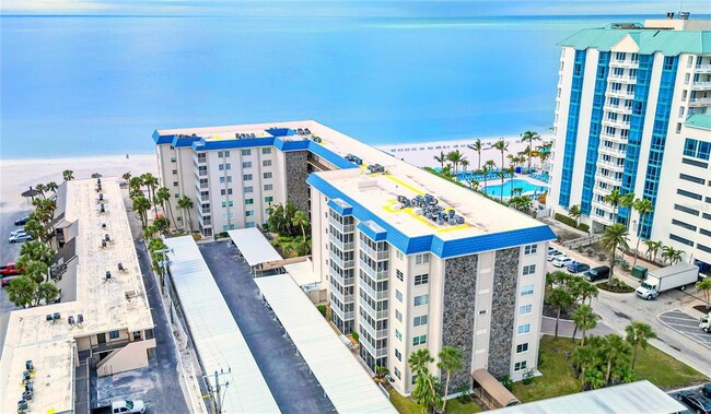 800 Benjamin Franklin Dr in Sarasota, FL - Building Photo - Building Photo