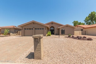 8883 E Fairway Blvd in Sun Lakes, AZ - Building Photo
