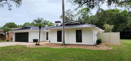 3015 48th Ave Dr E in Bradenton, FL - Building Photo - Building Photo