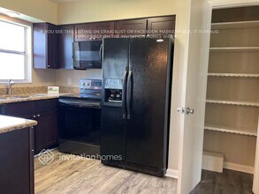 3310 W Paris St in Tampa, FL - Building Photo - Building Photo