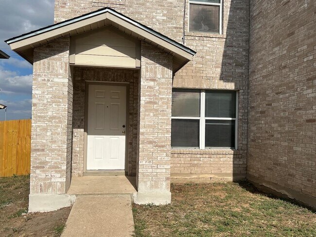 13120 Dearbonne Dr in Austin, TX - Building Photo - Building Photo