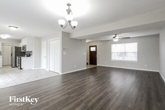 5323 Alameda Rd in Indianapolis, IN - Building Photo - Building Photo