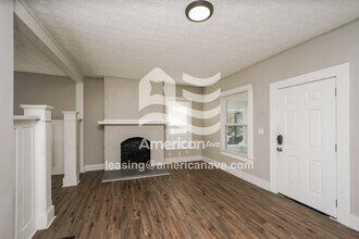 515 W Whitney Ave in Louisville, KY - Foto de edificio - Building Photo