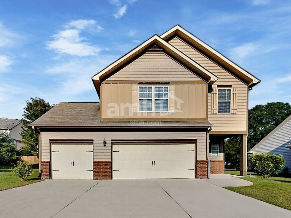 1302 Lock Heath Trail SE in Lawrenceville, GA - Building Photo
