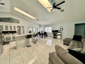 13965 Aster Ave in Wellington, FL - Building Photo - Building Photo