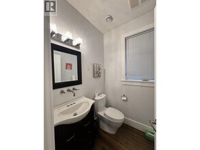 2922 W 41st Ave in Vancouver, BC - Building Photo - Building Photo