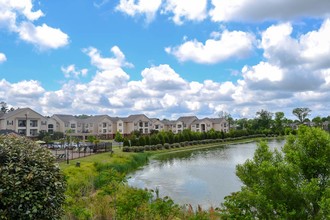 Lakeside Student Living in Starkville, MS - Foto de edificio - Building Photo