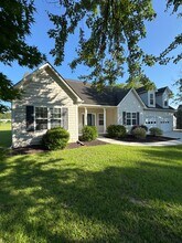 104 Bogey Ct in Hampstead, NC - Building Photo - Building Photo