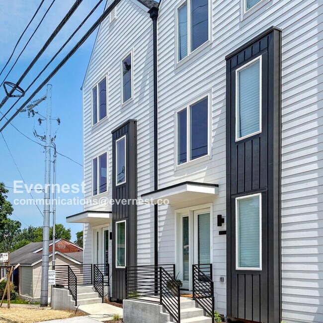 2206 Buena Vista Pike in Nashville, TN - Building Photo - Building Photo