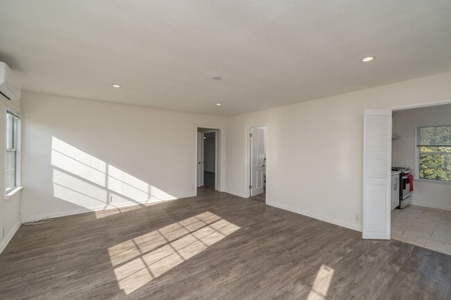 1411 S Eighth Ave in Arcadia, CA - Building Photo - Building Photo
